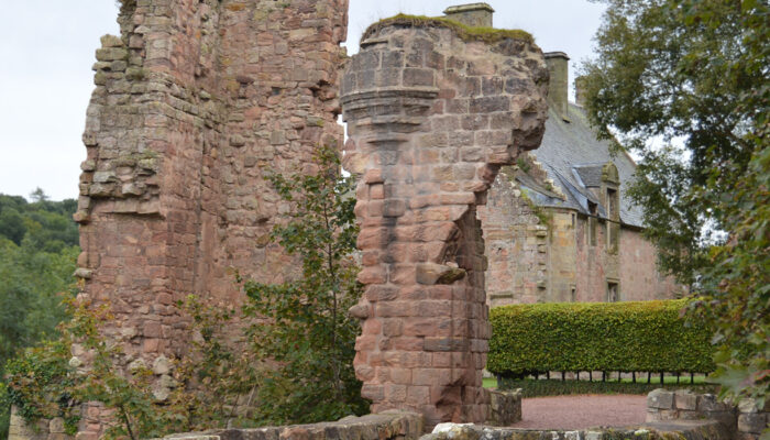 Rosslyn Castle