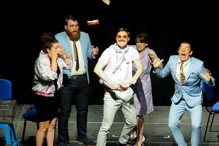 La Scala di Seta, Raucous Rossini