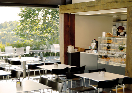 rosslyn-access-cafe-from-shop-land